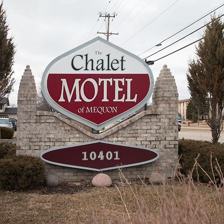 The Chalet Motel Mequon Екстер'єр фото