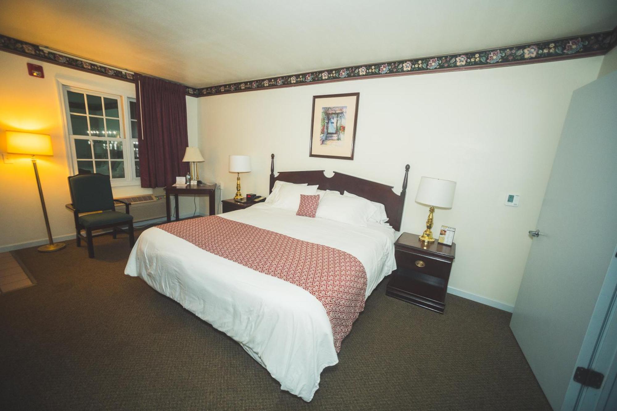 The Chalet Motel Mequon Екстер'єр фото