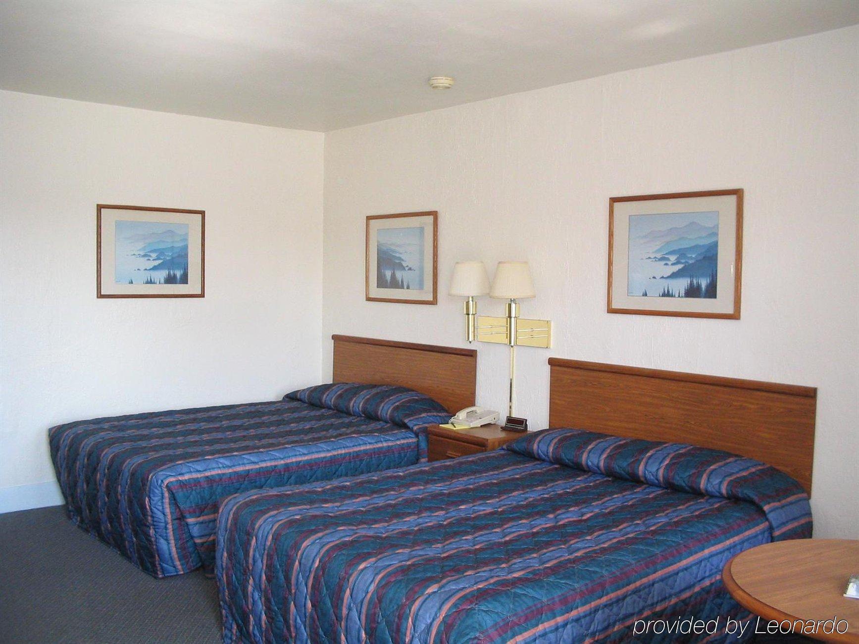 The Chalet Motel Mequon Номер фото